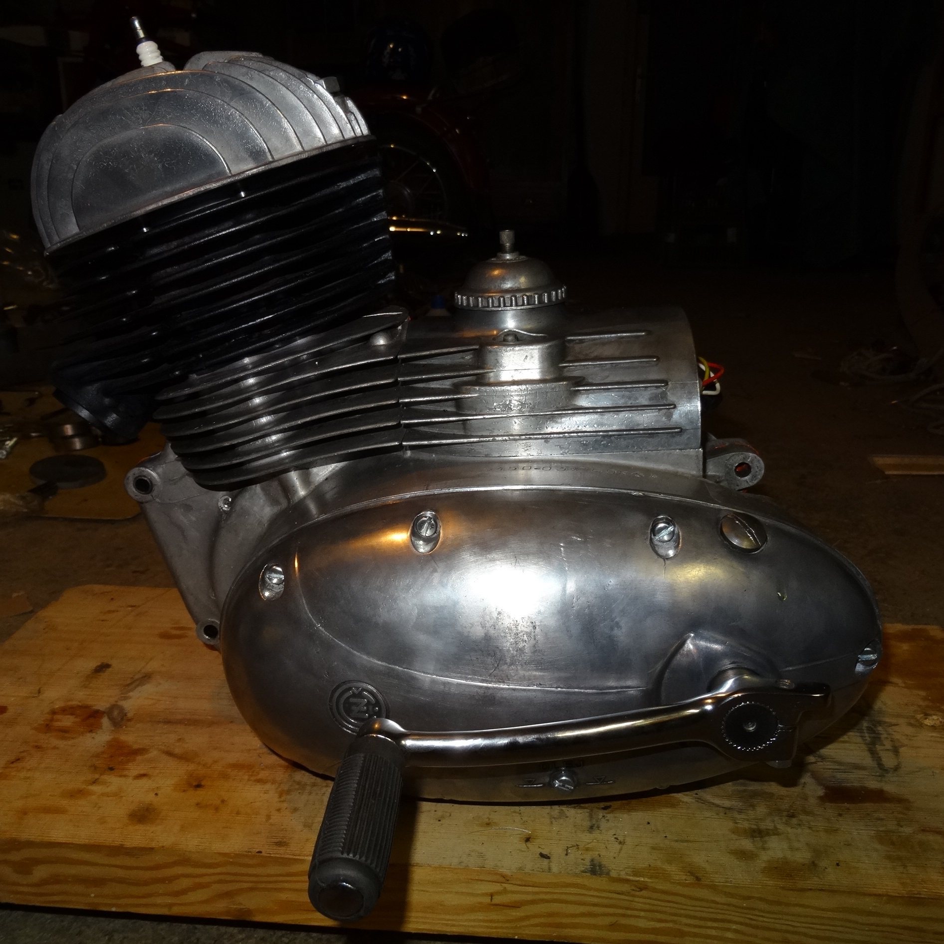 ČZ 175/450 - hotový motor po GO