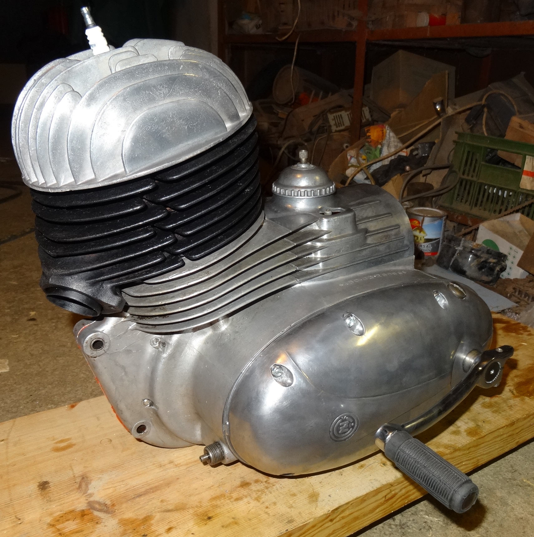 ČZ 175/450 - hotový motor po GO ...